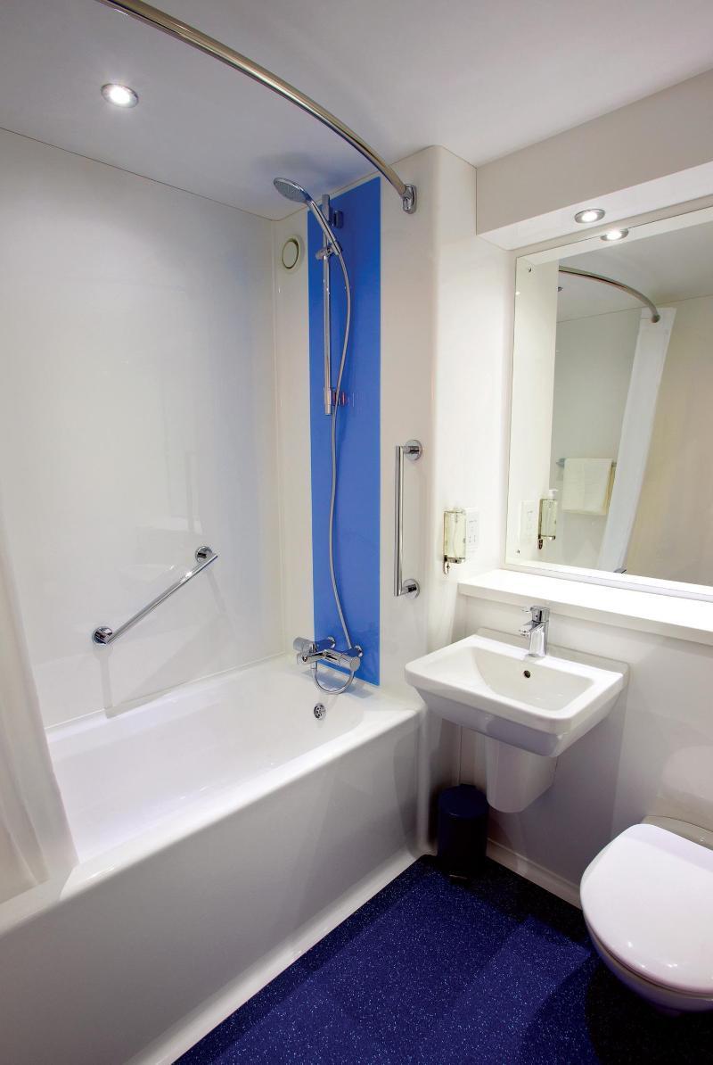 Travelodge London Greenwich High Road Ngoại thất bức ảnh