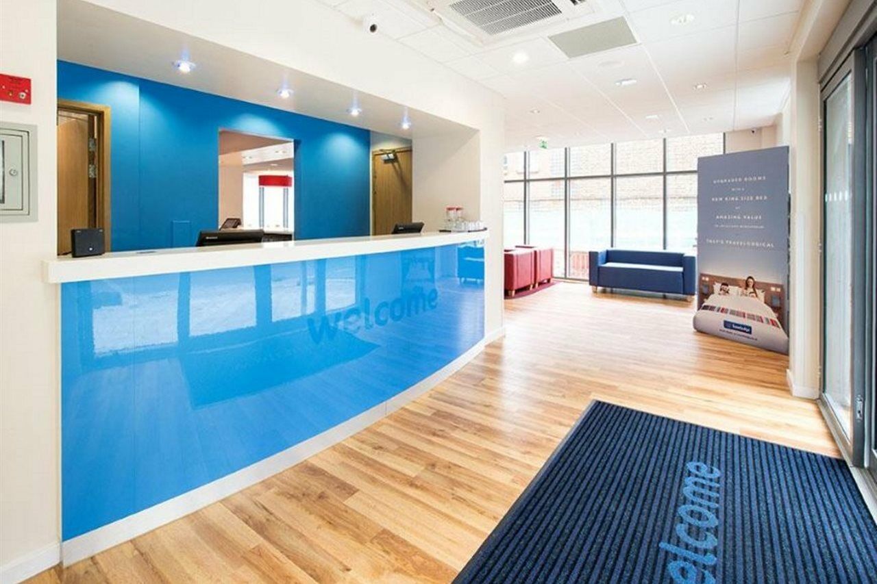Travelodge London Greenwich High Road Ngoại thất bức ảnh